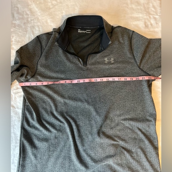 Under Armour Mens Heather Gray Quarter Zip Pullover - Picture 5 of 7